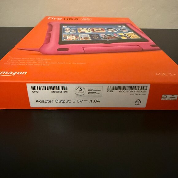 Amazon Fire Tablet HD 8 - Pink - Picture 2 of 3